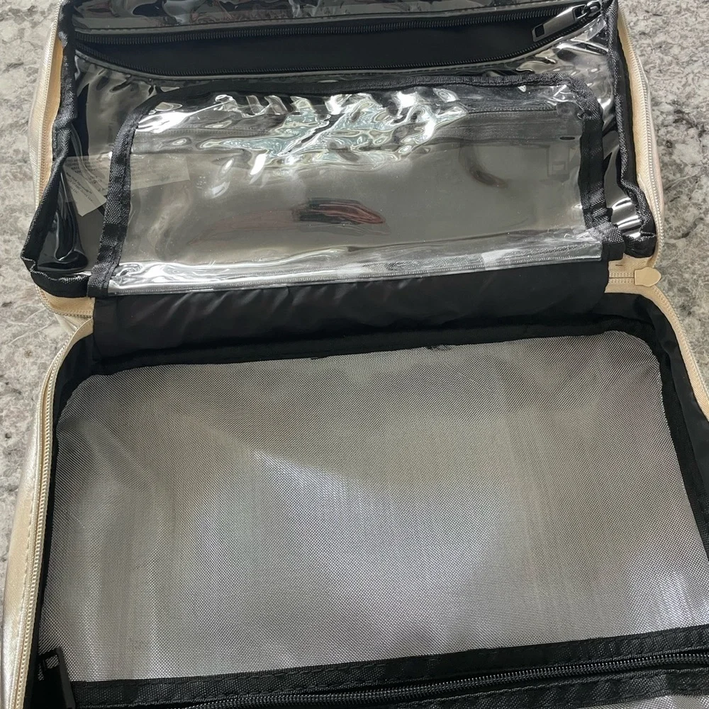 Jones New York Metallic Silver & gold travel cosmetic bag NWT